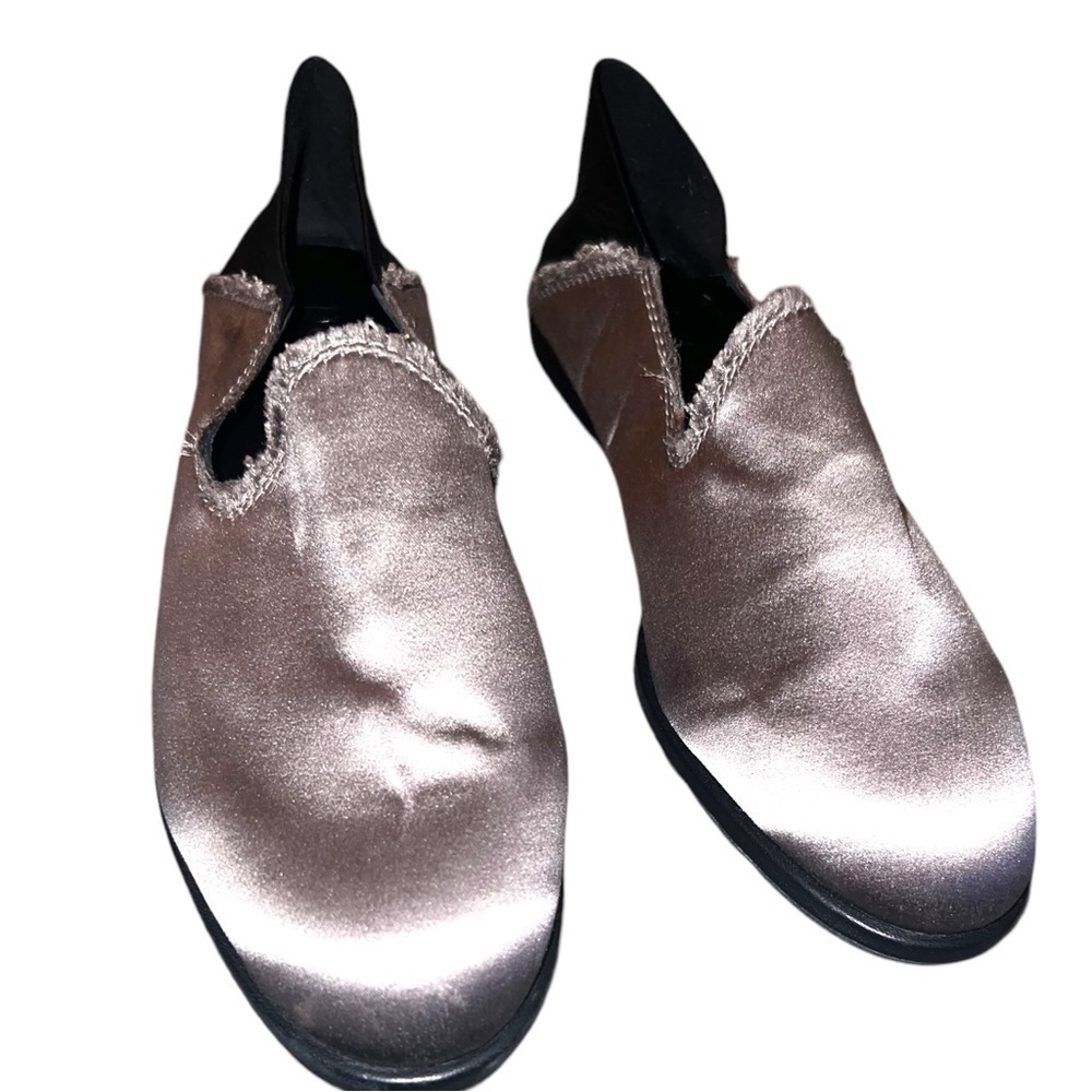 ▶️ Pedro Garcia Espana ◀️ Gray Silk Satan Raw Edge Slip On Flats 37.5 - Picture 8 of 16